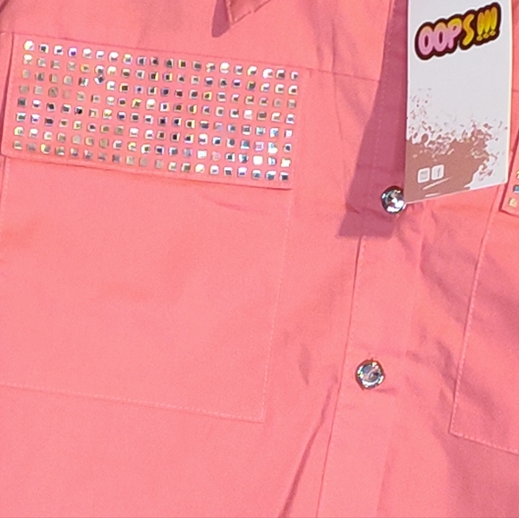 Long Sleeve Collar Rhinestones Cropped Top - Picture 6 of 9